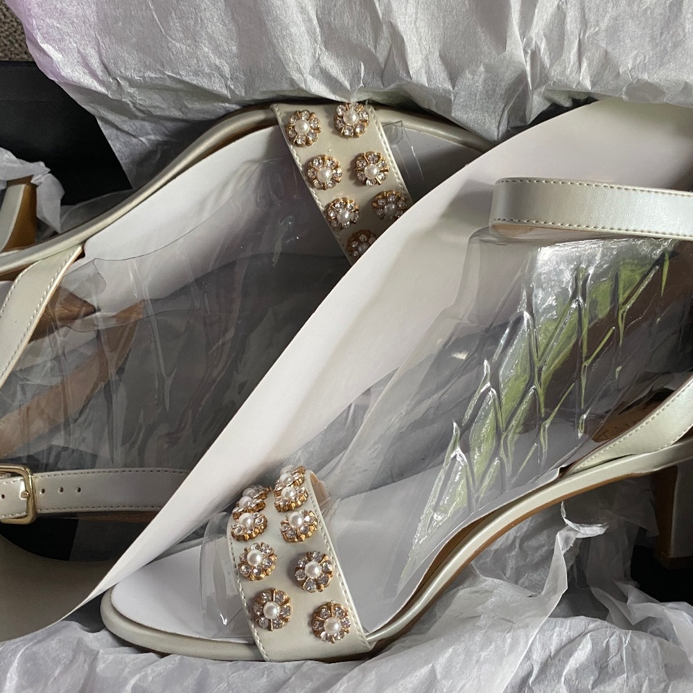 Naturalizer white pearl bridal shoe